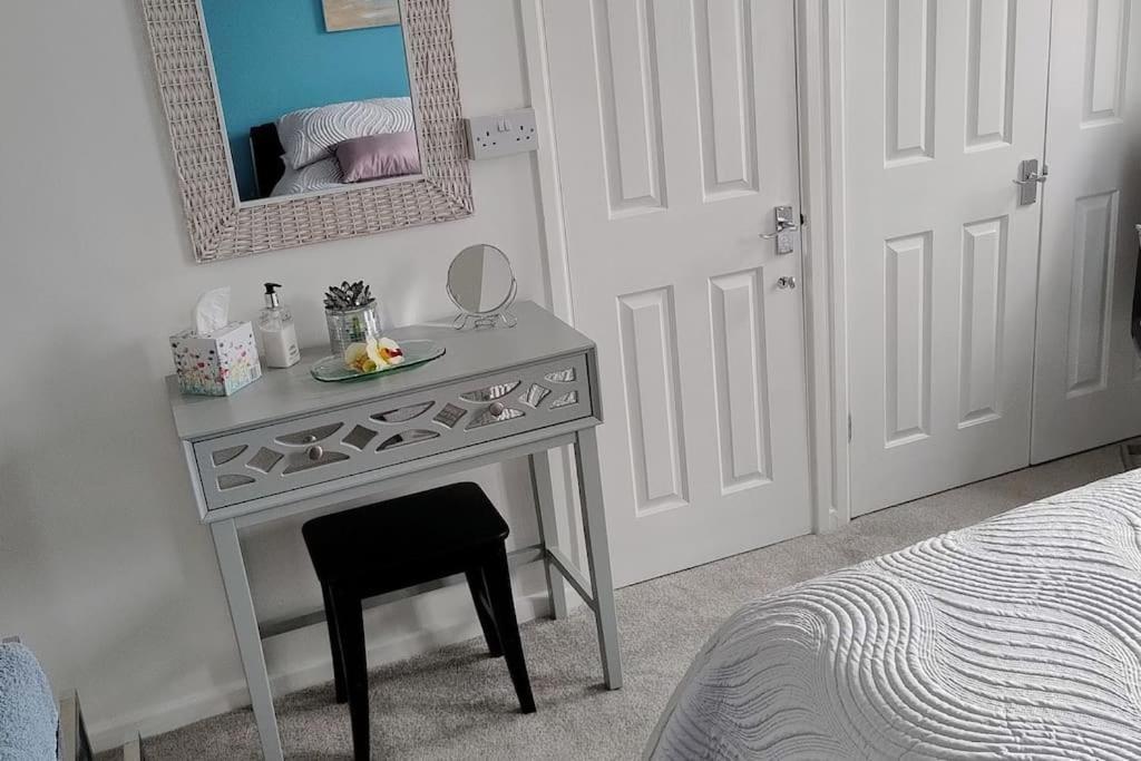 Ludlow Mews Town House With Free Parking Ngoại thất bức ảnh