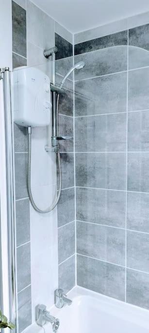 Ludlow Mews Town House With Free Parking Ngoại thất bức ảnh